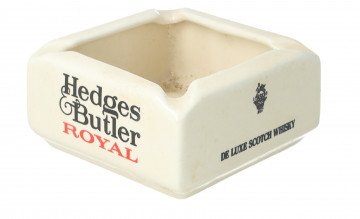 6 Old Ceramic Ashtray Blended whisky Open all pictures to see each one