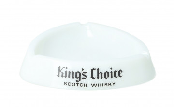 6 Old Ceramic Ashtray Blended whisky Open all pictures to see each one