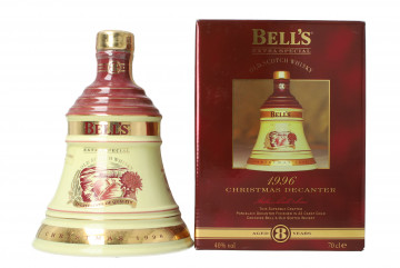 BELL'S   Blended  Scotch  Whisky 8 year old 70cl 40% Christmas 1996