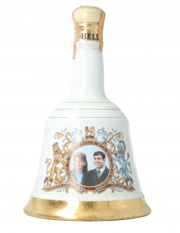 BELL'S   Blended  Scotch  Whisky Bottled 1986 75cl 40% Royal wedding -no box