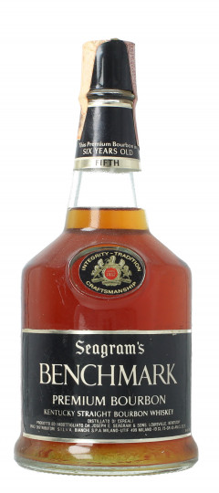Benchmark Kentucky  Straight Bourbon Whiskey 6 year old Bot.1970's 75cl 43%