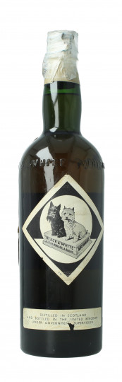 BLACK & WHITE Spring Cap 75cl 43% James Buchanan - Blended