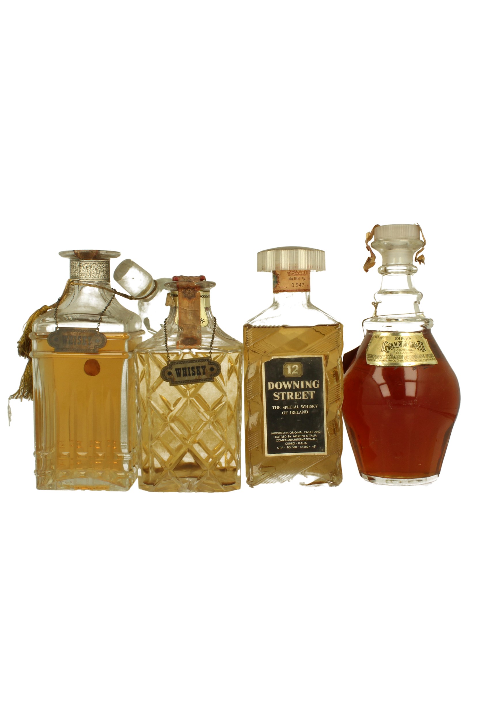 BOURBONS & BLENDS Mix of 33 Bottles 75cl Bot.70's Products Whisky