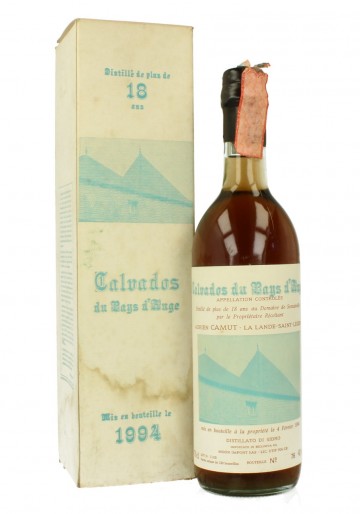 CALVADOS DU PAYS D'AUGE  ADRIEN CAMUT  MOON IMPORT  70 CL 41%