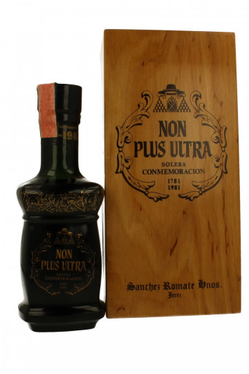 Cardenal Mendoza Brandy NON PLUS ULTRA Bottled 1981 75cl 40% Commemoration Decanter