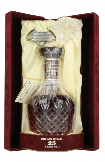 CHIVAS Regal    Blended Scotch Whisky 25  Year Old Bot in The 80's 75cl 43% OB-