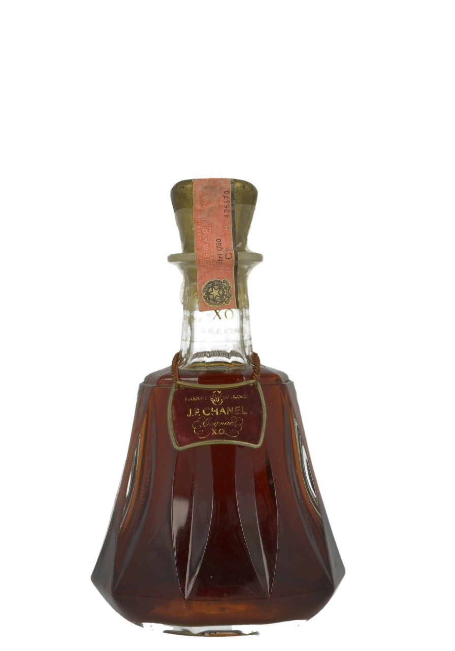 COGNAC CHANEL XO DECANTER 75CL Products Whisky Antique, Whisky