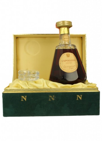 COGNAC COURVOISIER CRYSTAL DECANTER NAPOLEON