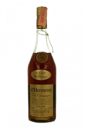 COGNAC Hennessy Vsop Fien Champagne Bottled around 1980-1995 75cl 40%