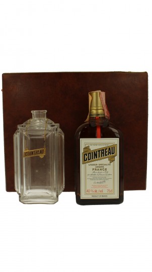 COINTREAU Bot.1980's 75cl 40% with Baccarat Crystal