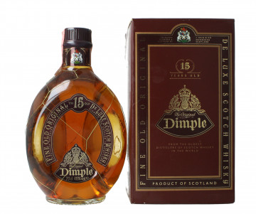 Dimple   Blended  Scotch Whisky 15 Year old Bot.80's 100cl 40% special decanter with box - Blended
