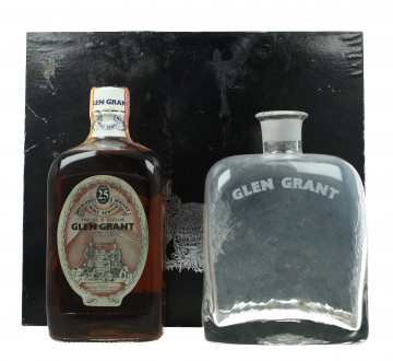 Glen Grant Speyside  Scotch Whisky 25Year old 1952 1977 75cl 43% With decanter