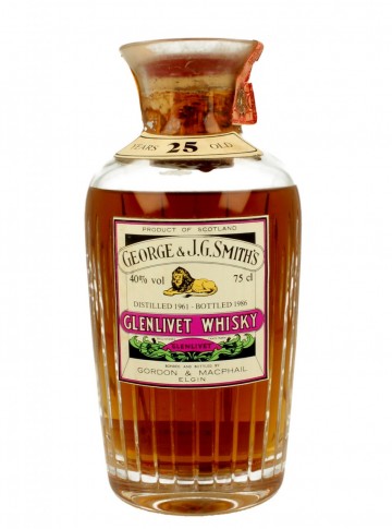 GLENLIVET 25yo 1961 1986 40% Gordon MacPhail  - Crystal Decanter