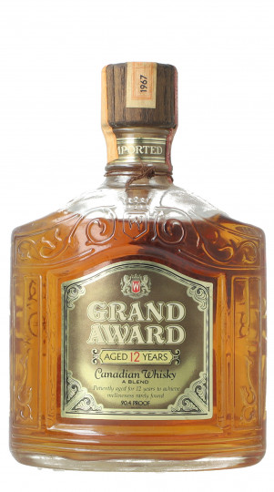 Grand Award Canadian Whiskey 12 year old 1967 75cl 40% Ob