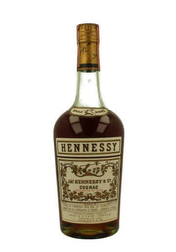 HENNESSY COGNAC bras Arme' Bot.1960/1970's 73cl 40% Bottle propriety of private collector for sale