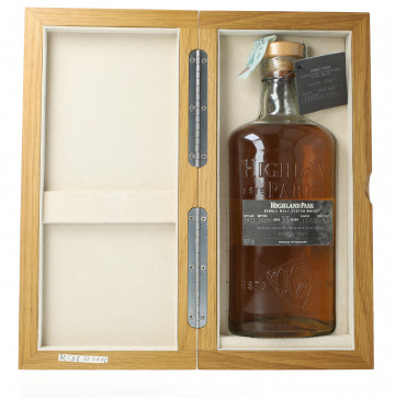 Highland Park Island   Scotch Whisky 35 year old 1973 2009 70cl 56.3% OB-