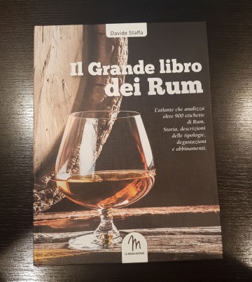 IL GRANDE LIBRO DEI RUM