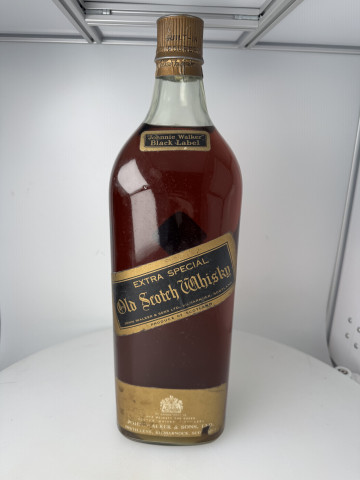 JOHNNIE WALKER Black Label 12 Years Old Bot. in the  60'S /70's 450cl 43% OB  - R&eacute;hoboam