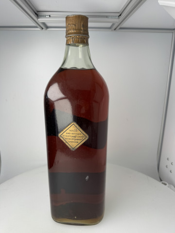 JOHNNIE WALKER Black Label 12 Years Old Bot. in the  60'S /70's 450cl 43% OB  - R&eacute;hoboam
