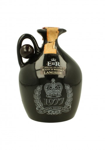 LANGSIDE  THE QUEEn SILVER JUBILLE 1977 75 CL 43 % OLD CERAMIC