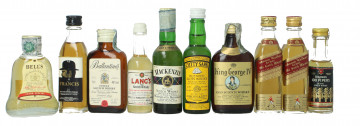 Lot old whisky miniature 1970  circa 24x5cl