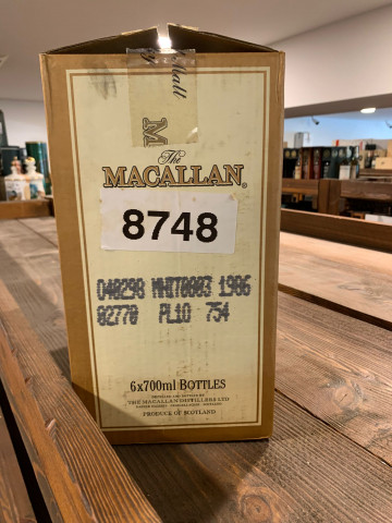 Macallan Speyside  Scotch Whisky 18 Year old 1986 70cl 43% OB-