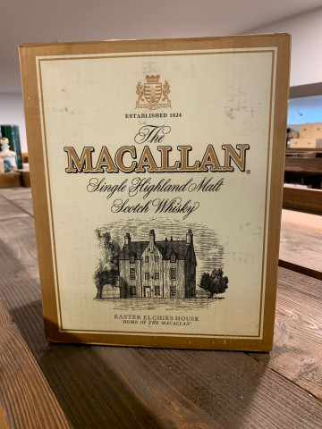 Macallan Speyside  Scotch Whisky 18 Year old 1986 70cl 43% OB-
