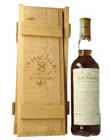 Macallan Speyside  Scotch Whisky 25 Year old 1970 70cl 43% OB-