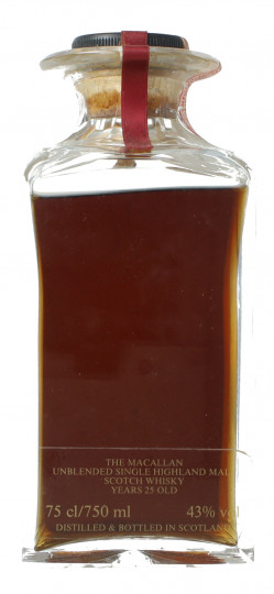 Macallan Speyside  Scotch Whisky 25 Year old 1980 Circa 75cl 43% OB- cristal decanter M No Box