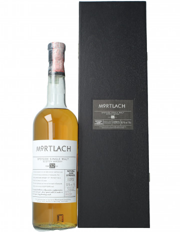 Mortlach Speyside Scotch Whisky 32 Year old Bottled 2004 70cl 50.1% OB -
