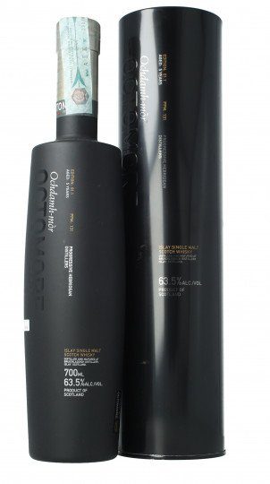 Octomore Bruichladdich Islay  Scotch Whisky 5 year old 70cl 63.5% Ob- 01.1