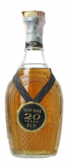 The Real MacKenzie Blended Scotch Whisky 20 Year old - Bot. in The 70's 75cl 43% Decanter