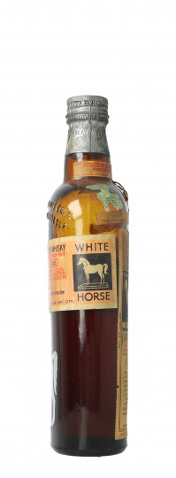 WHITE HORSE Blended Scotch Whisky (Lagavulin) 1940 circa 75cl Very very low level